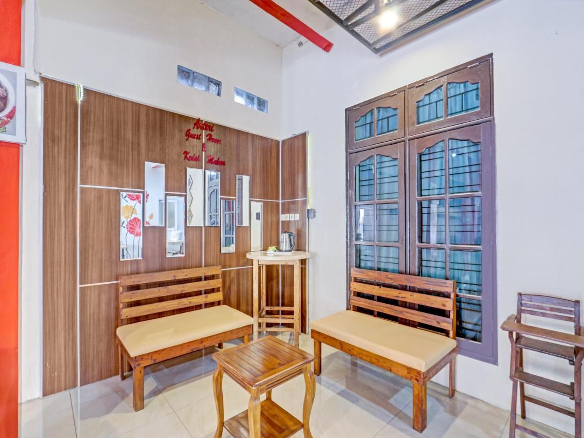 Oyo 90553 Arteri Guest House Семаранг Екстериор снимка